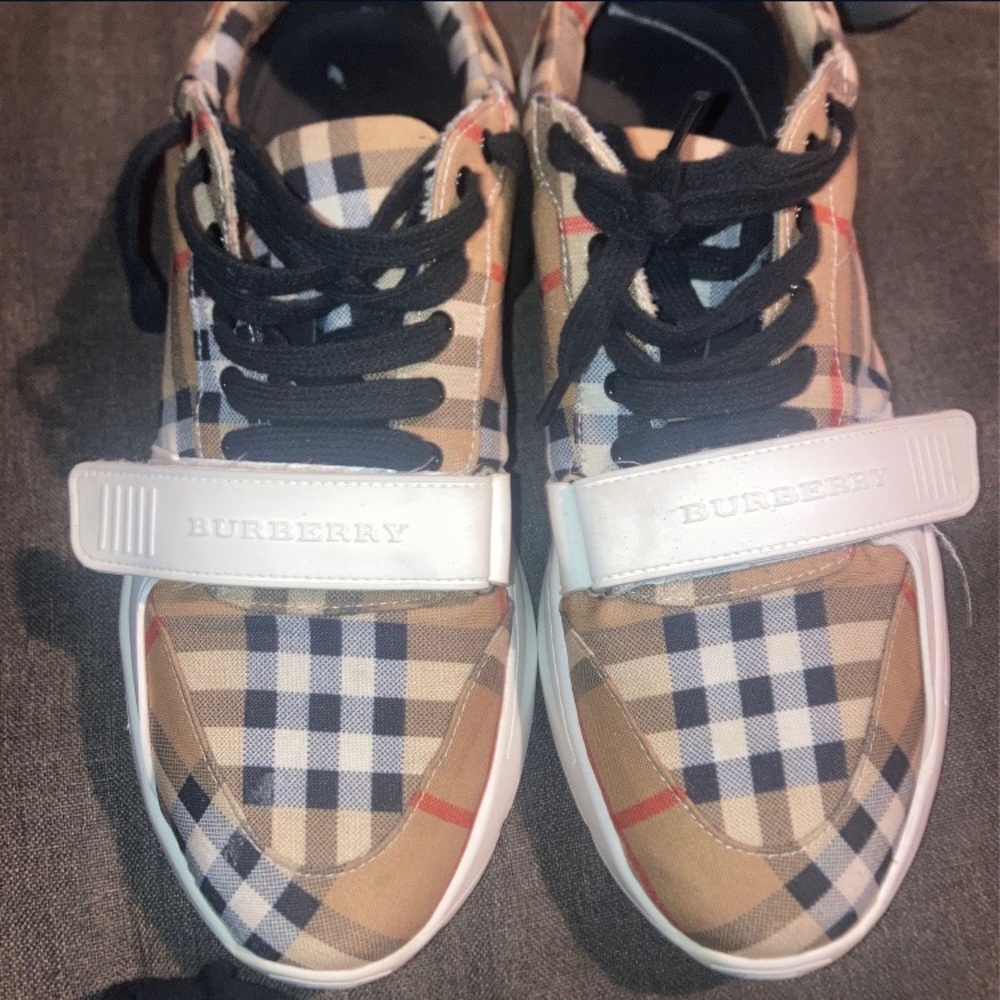 burberry shoes size 8(41)